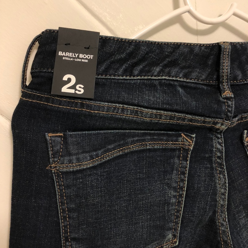 *New* Express Barely Boot Jeans, Size 2 Short - image 5